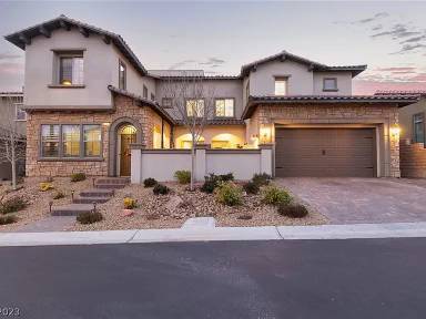 Main picture of 379 Calabria Ridge St