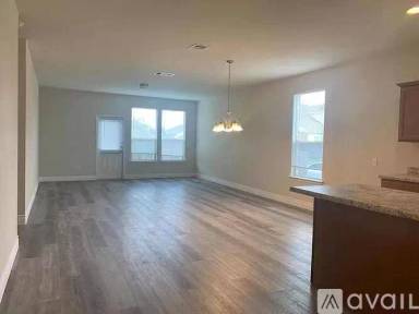 Main picture of 7012 Armagh Dr