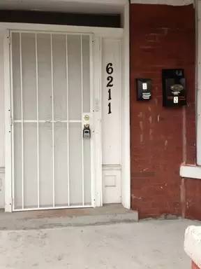 Main picture of 6211 S Rockwell St