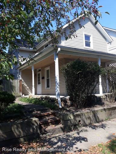 Main picture of 417 Harrison Ave