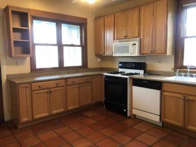 Main picture of 2231 N Monticello Ave