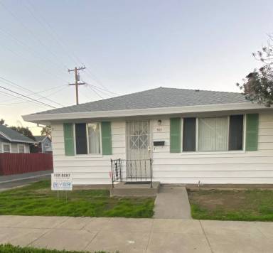Main picture of 815 8th St