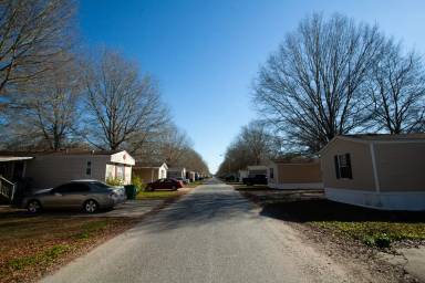 Main picture of Gulf Stream Manor MHC