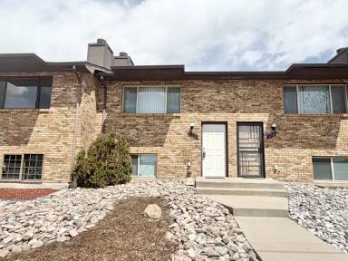 Main picture of 328 Mount View Ln