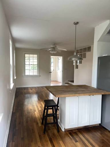 Main picture of 2943 Forbes St