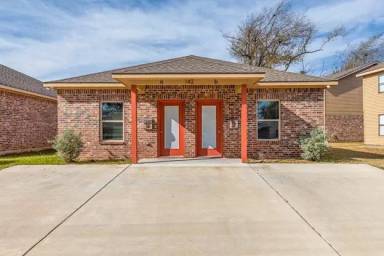 Main picture of 144 Arlington Dr