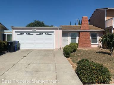 Main picture of 3579 Lake Ontario Dr