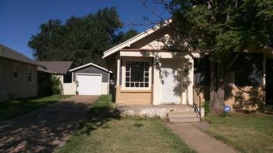 Main picture of 608 S Alabama St