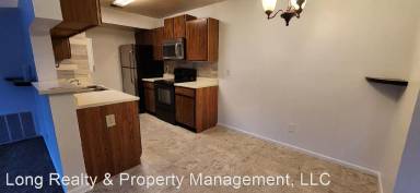Main picture of 861 S Uravan Ct