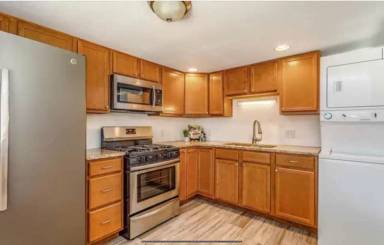 Main picture of 241 1/2 S Grove St
