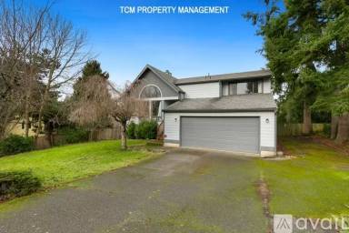 Main picture of 11944 SE 212th Pl