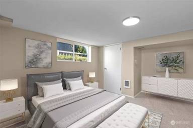 Main picture of 2504 Bridgeport Way W