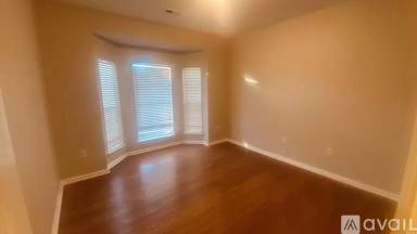 Main picture of 10326 Worsley Ln