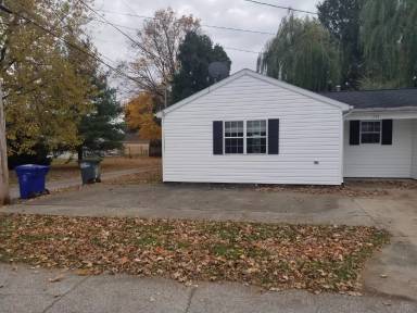 Main picture of 2150 N Purdum St