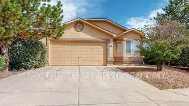 Main picture of 10081 Calle Chulita NW