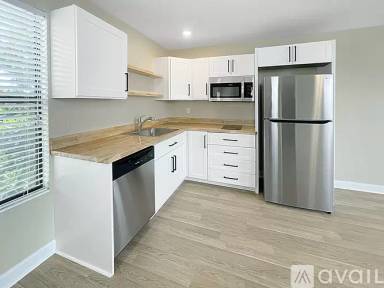 Main picture of 7511 Fairgrove Ave