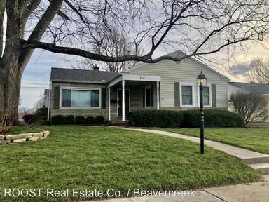 Main picture of 438 Lewis Dr