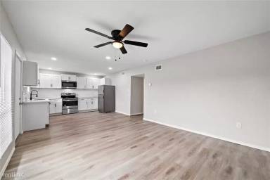 Main picture of 9711 Linkmeadow Ln