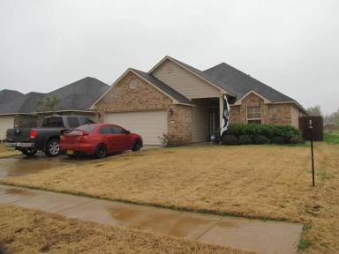 Main picture of 506 Linnhurst Dr