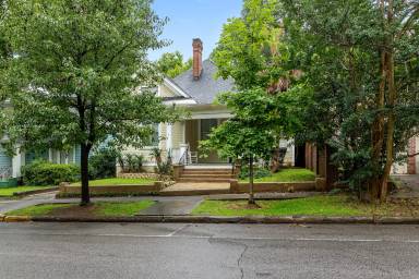 Main picture of 921 Laurens St