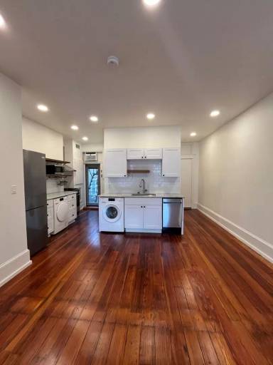 Main picture of 411 S 9th St