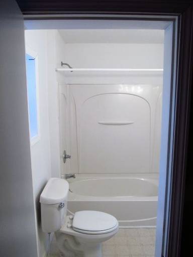 Main picture of 427 Leonard St NE