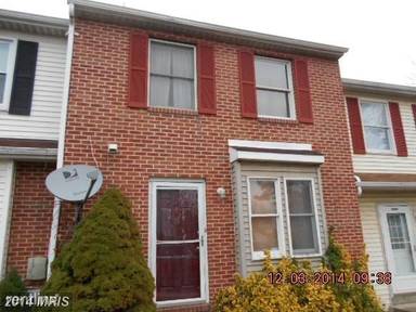 Main picture of 5 Pocasset Ct