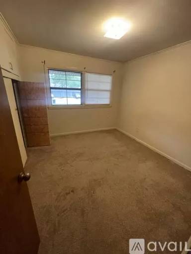 Main picture of 520 S Normal Ave