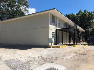 Main picture of 721 N State St