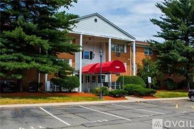 Main picture of 1060 New Haven Ave