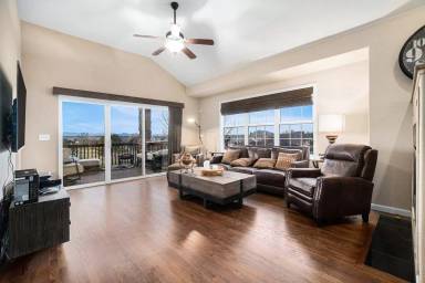 Main picture of 5734 Crestwood Dr