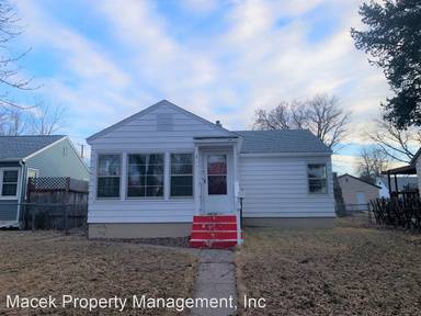 Main picture of 2820 2nd Ave S
