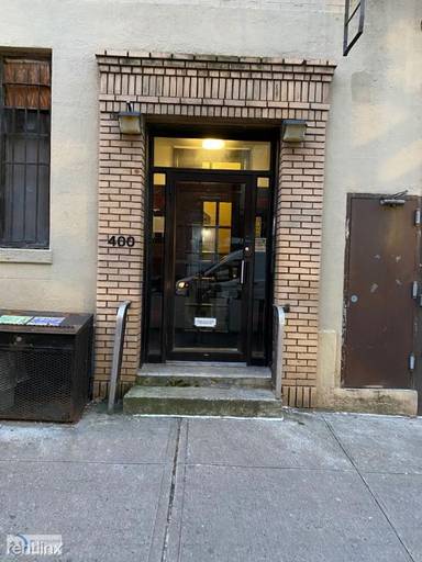 Main picture of 400 W 54th St