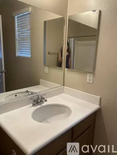 Main picture of 13744 Dellbrook St