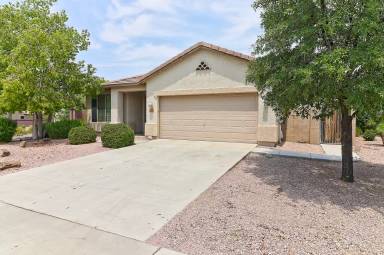 Main picture of 3050 E Merlot St