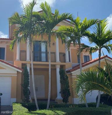 Main picture of 19446 SW 78th Ct