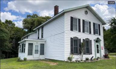 Main picture of 2701 McClelland Ave