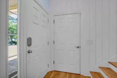 Main picture of 1504 River Oaks Dr