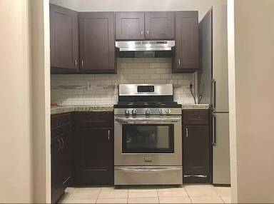 Main picture of 515 Throop Ave