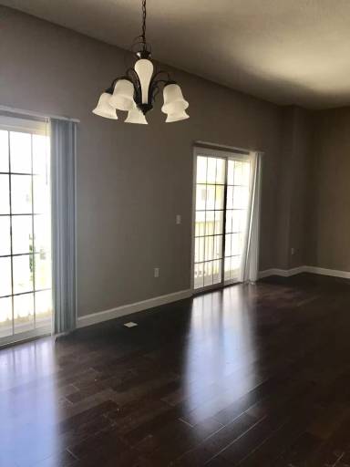 Main picture of 7113 Harmony Square Dr S