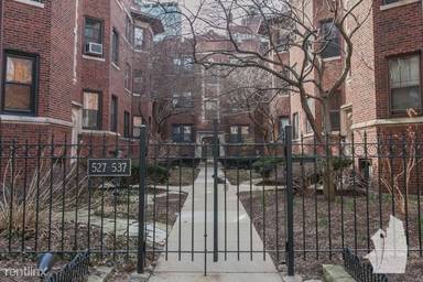 Main picture of 535 W Brompton Ave