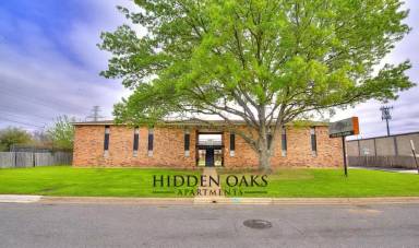 Main picture of Hidden Oaks Apartments