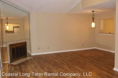 Main picture of Woodlake Villas