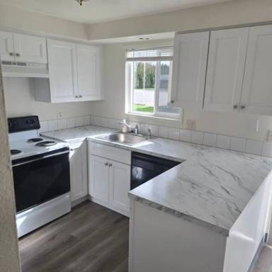 Main picture of 260 5th St