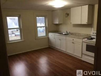 Main picture of 55 Grove St