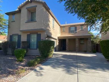 Main picture of 2175 E Everglade Ln