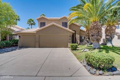 Main picture of 920 N Blue Marlin Dr