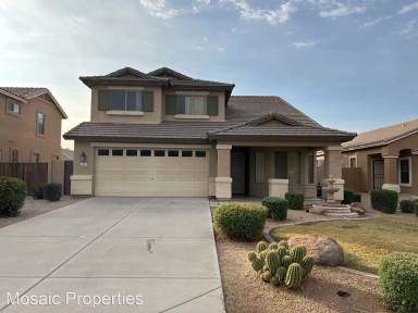 Main picture of 61 W Hereford Dr