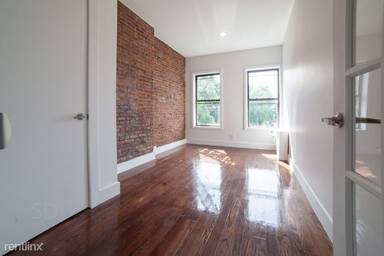 Main picture of 1479 Bedford Ave