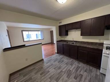Main picture of 7825 W Hampton Ave